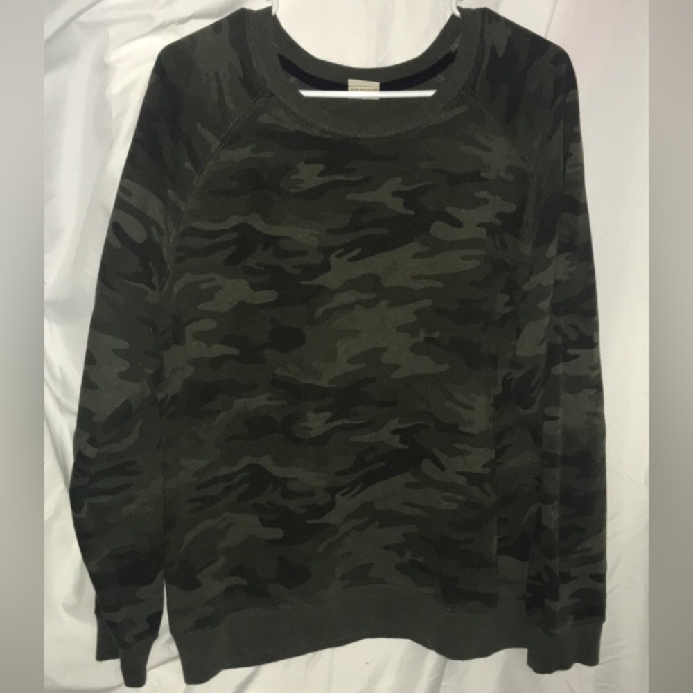 Mens pullover